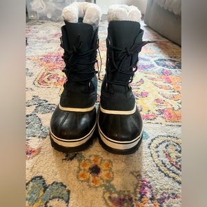 Sorel Snow Boots - Worn once